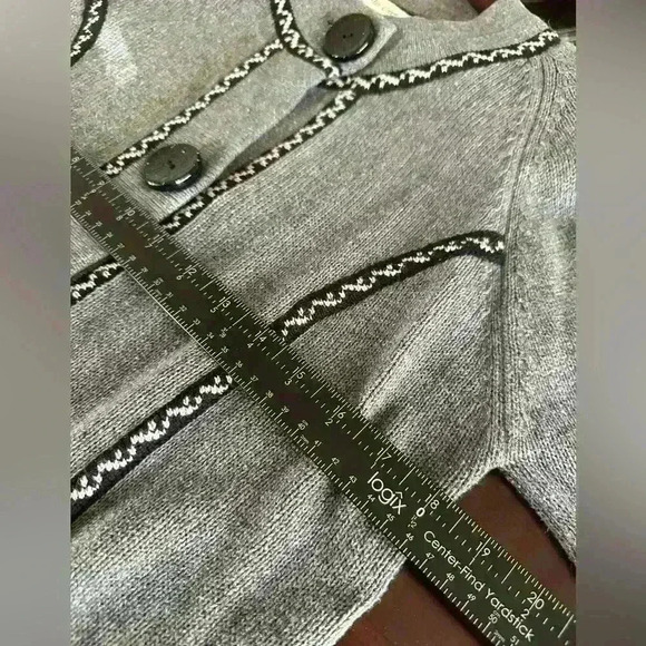 Coldwater Creek Women’s M Gray Cardigan Sweater Fair Isle 3/4 Bell Sleeve Button - Picture 4 of 10